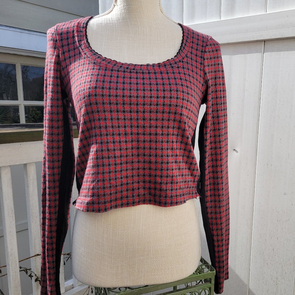 Free people L cropped plaid sweater